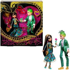 SOLD Monster High Howliday Love Edition Cleo & Deuce Doll 2-Pack
